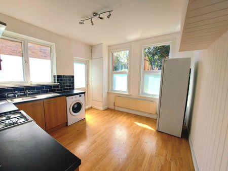 Bloxhall Road, Leyton E10, London - Photo 5