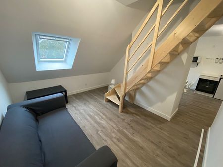 Location Appartement 2 pièces 27m² - Photo 2