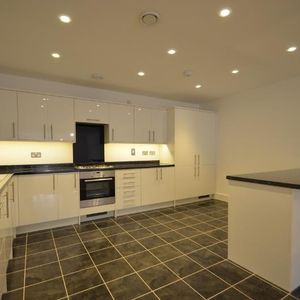 1 bedroom apartment - Photo 2