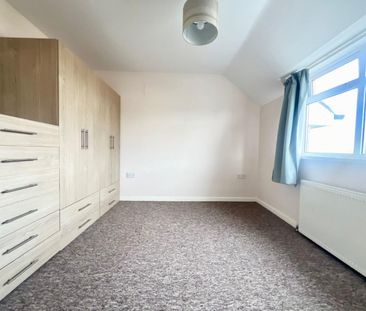 3 bedroom House To Let - Photo 6