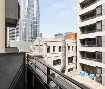 Elevated Urban Living on Little Bourke! - Photo 6