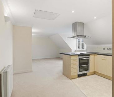 2 bedroom penthouse to rent - Photo 6