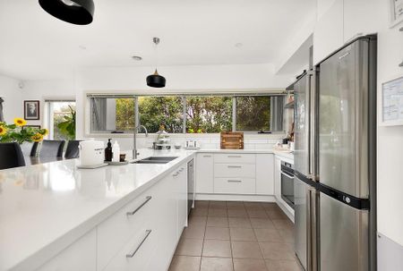 37 Outhwaite Road, Heidelberg Heights VIC 3081 - Photo 4