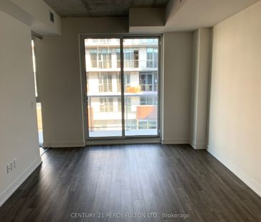 Riverside Square Lofts 15-45 , #818 - Photo 5