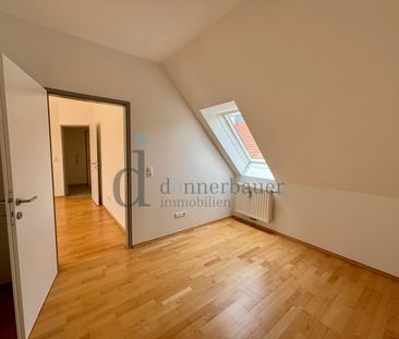 Charmante 3-Zimmer-Wohnung mit herrlichem Ausblick und Autoabstellp... - Foto 3