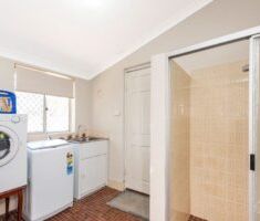 Beachside Beauty - Photo 6