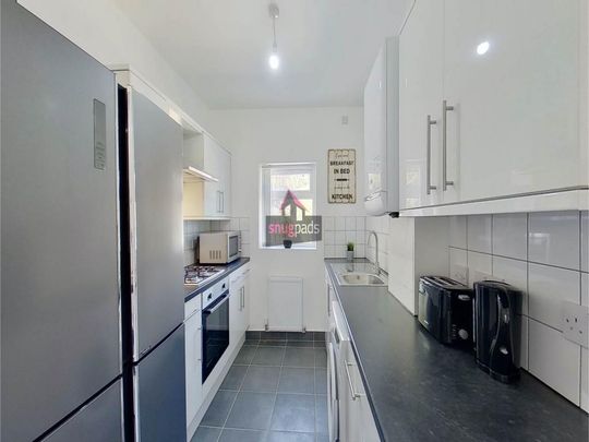 5 bedroom house to rent - Photo 1