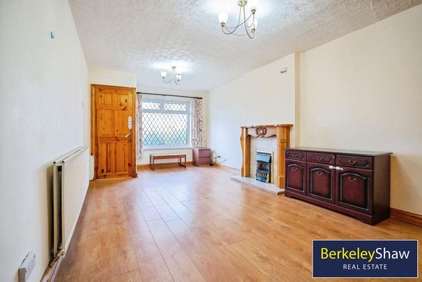 4 bedroom semi-detached house to rent - Photo 1
