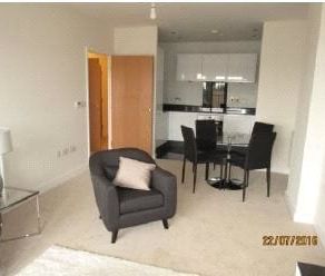 Ilford, London, IG2 - Photo 4