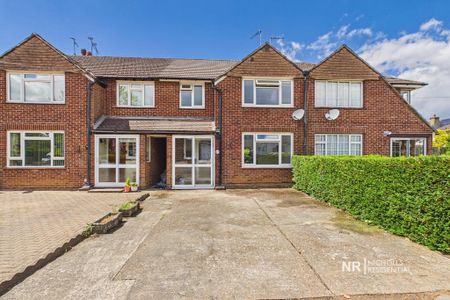 3 bedroom terraced house to rent - Photo 4