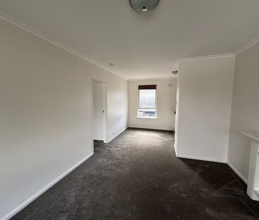 8 / 3 Dunoon Street, MURRUMBEENA - Photo 1