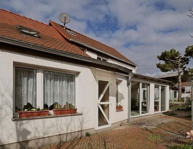 (EF0611_M) Erfurt: Mittelhausen, große möblierte Haushälfte über 2 Etagen mit Wintergarten, ruhiger Innenhof - Photo 1