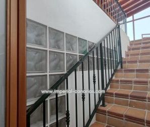 A wonderful three-bedroom flat is available to rent on a seasonal b... - Foto 3