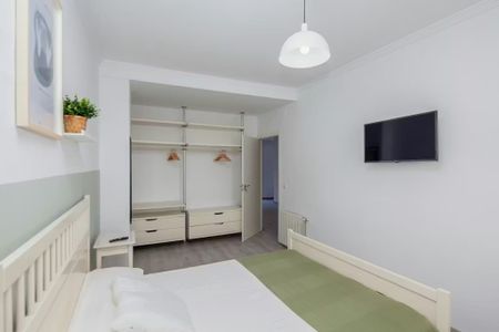 Avinguda del Port, Valencia, Valencian Community 46023 - Photo 4