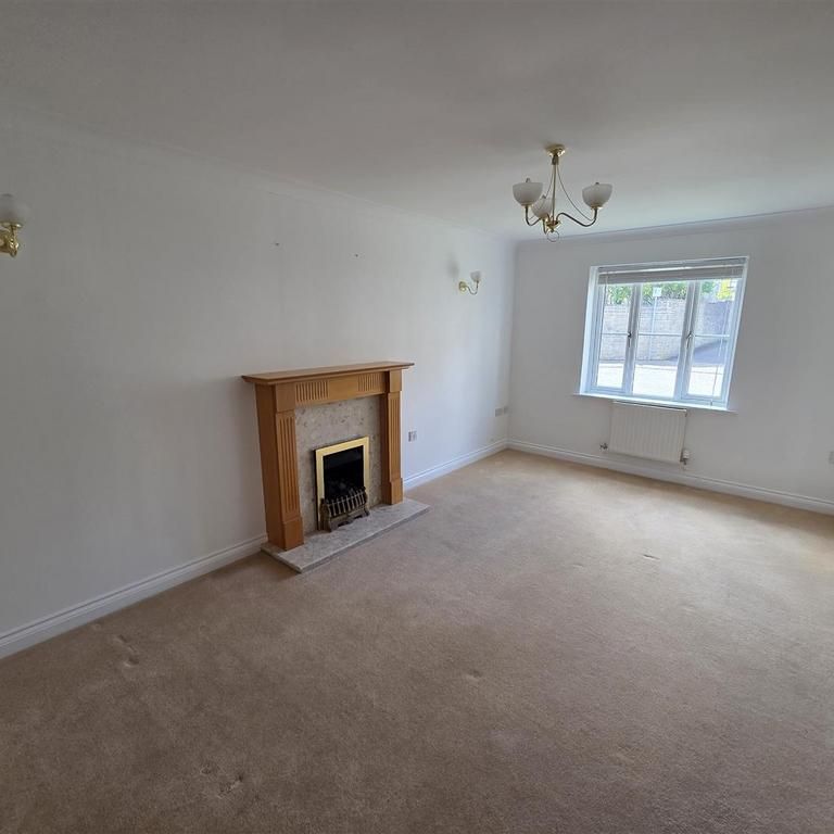 3 bedroom detached house to rent - Photo 1