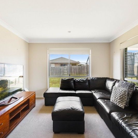 15 McIntosh Street - Photo 1