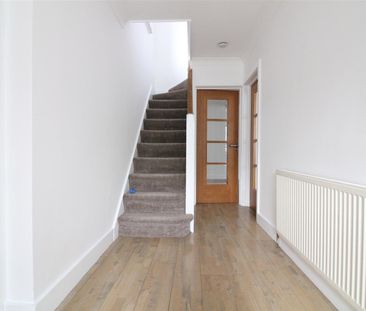 Weymouth Road, Hayes - Photo 5