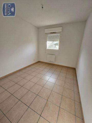 Location Appartement 2 pièces 43m² GALGON 33133 - Photo 2