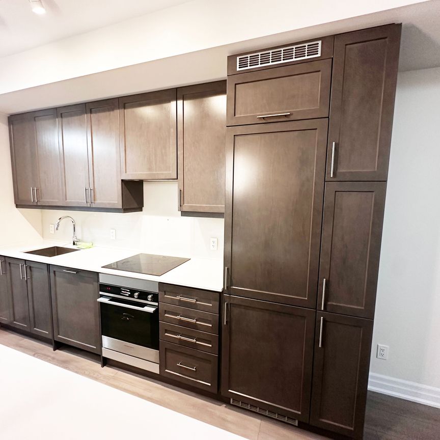 For Lease - 9085 Jane Street Unit# 503, Vaughan, Ontario - Photo 1