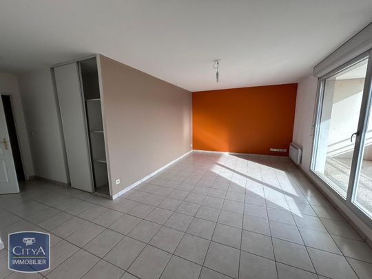 Location Appartement 3 pièces 76m² BOURG DE PEAGE 26300 - Photo 1