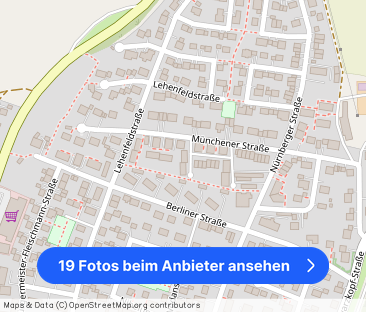 Helle Wohnung mit großzügigem Wohnbereich, Einbauküche, Balkon und ... - Foto 1