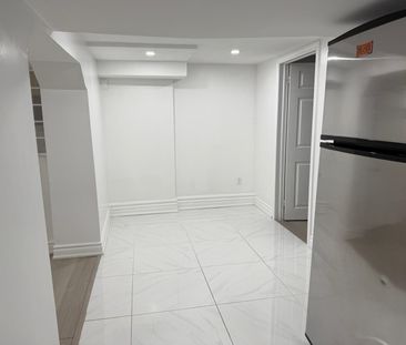 For Lease - 2913 Kingston Road, Toronto, Ontario - Photo 3