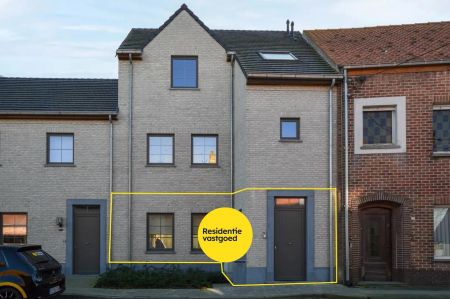 Nieuwbouwappartement met tuin in volledig aangelegd woonerf te Ettelgem - Photo 2