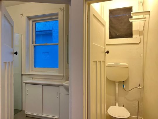 Low Maintenance Inner City Living - Photo 1