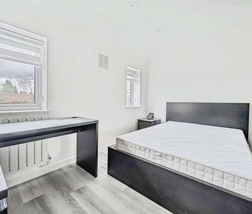 Lynwood Crescent, Ascot, Berkshire, SL5 - Photo 5