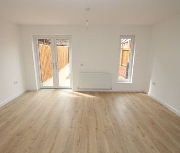 Ward Boulevard, Glasgow, G20 - Photo 4