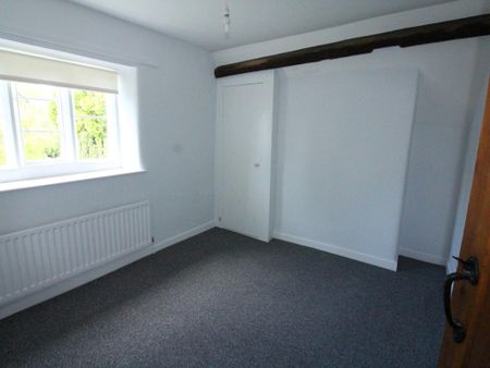 2 bedroom terraced house to rent - Photo 3
