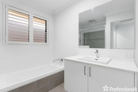 4 Pavarotti Vista, Hammond Park WA 6164 - Photo 5