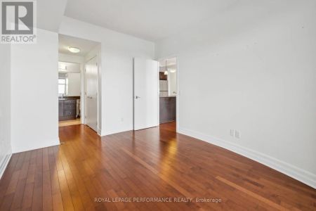 703 - 75 CLEARY AVENUE - Photo 2