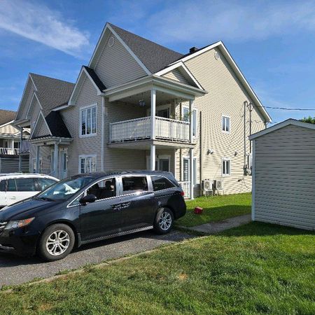 Beau grand 4 et demi Libre le 1er janvier 2026 - Photo 4