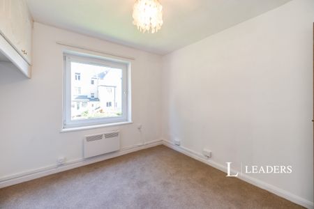 1 bedroom apartment to rent Eastfields, 24-30 Victoria Road North, Southsea, PO5 - Photo 3
