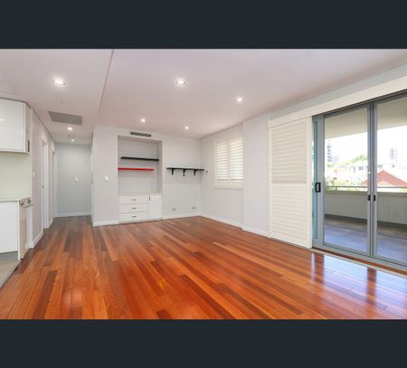 6/52 Wickham Street, East Perth, WA 6004 - Photo 5