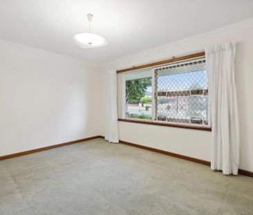 Family home. - Photo 2