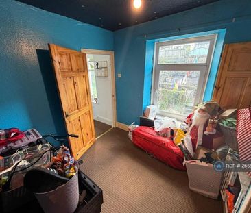 3 bedroom terraced house to rent - Photo 4