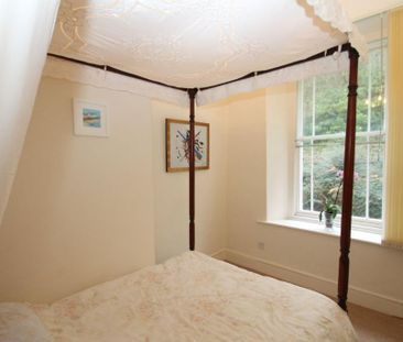 3 bedroom flat to rent - Photo 5