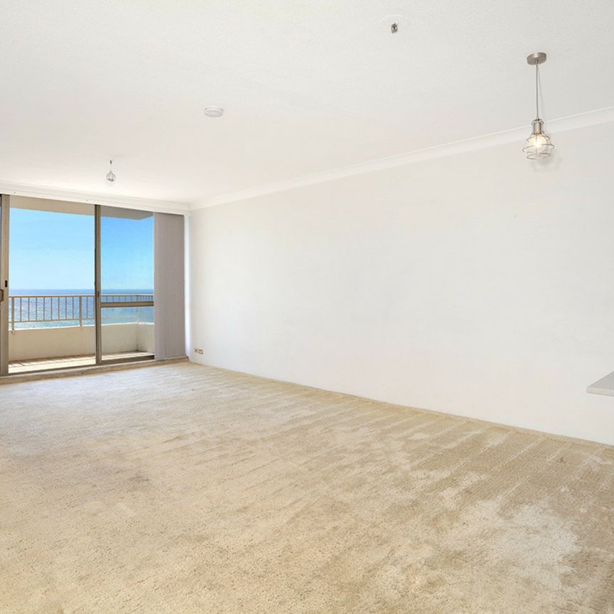 SPACIOUS UNIT WITH BREATHTAKING VIEWS!!! - Photo 1
