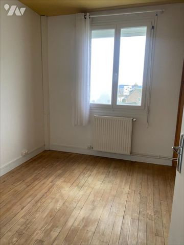 MAISON F3 AVEC GRAND TERRAIN - Photo 2