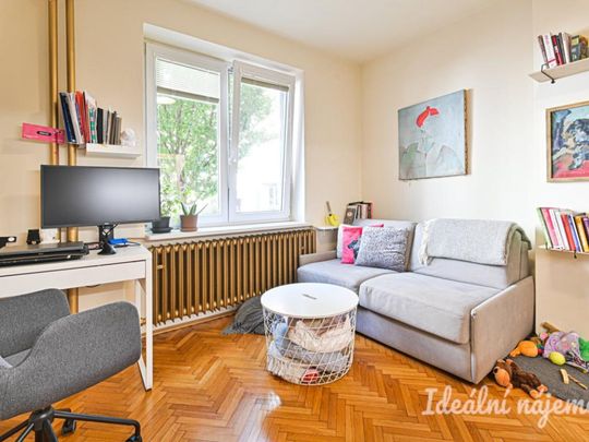 Pronájem bytu 1+kk 20 m2 - Photo 1