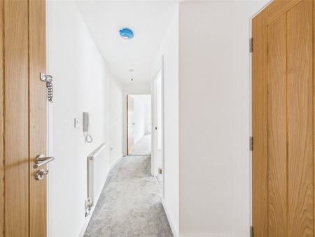 Holborn Place, Bulwell, Nottingham, Nottinghamshire, NG6 - Photo 3