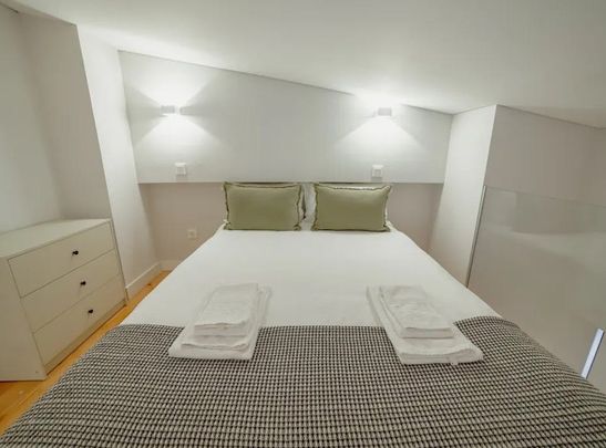 Rua da Torrinha, Porto, Braga 4050-609 - Photo 1