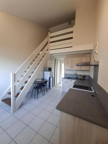 Location Appartement 2 pièces Meublé 31m² MONT DE MARSAN 40000 - Photo 3