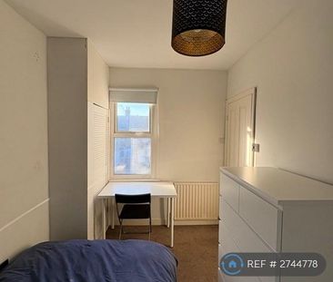 1 bedroom in a house share to rent - Photo 6