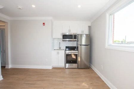 81 Empire Street - 3 — Bachelor - Photo 5