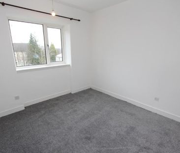 3 bedroom apartment to rent - Photo 4