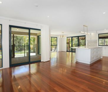 EXPERIENCE THE ULTIMATE ACREAGE LIVING - Photo 1