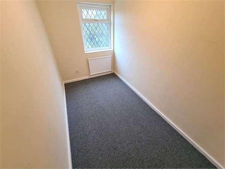 Great Arbor Way, Middleton, Manchester, M24 - Photo 4